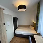 Hotel Goldene Traube Hotel Guenzburg