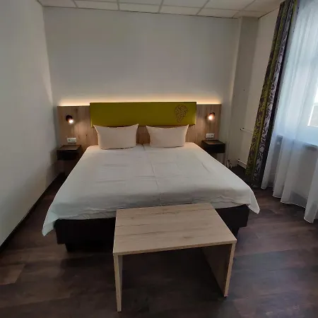Hotel Goldene Traube Hotel