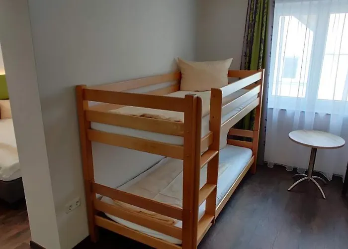 Hotel Goldene Traube 3*